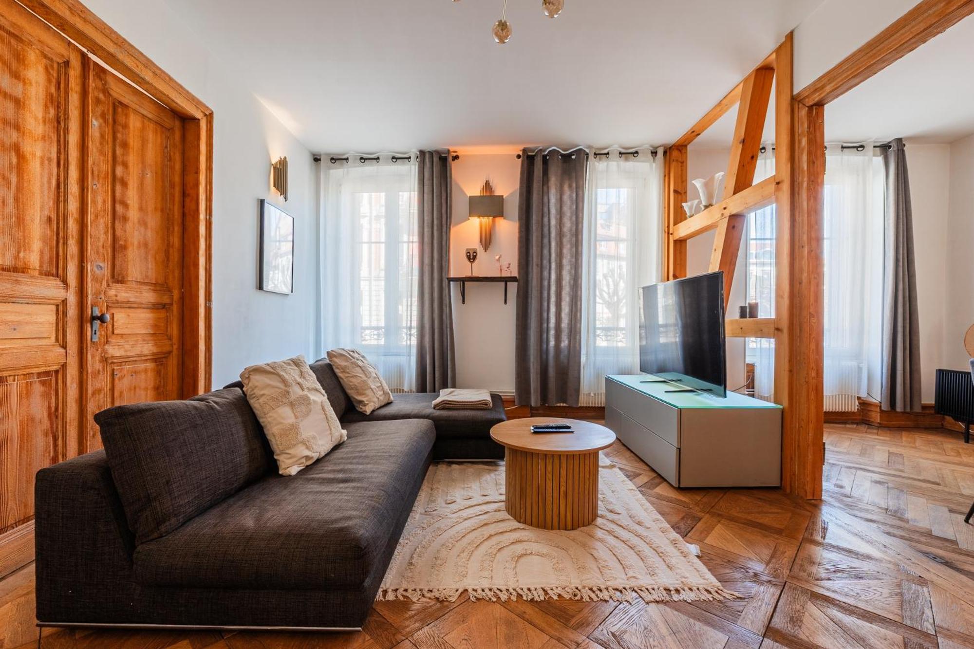L'Ecrin Strasbourgeois - T3 Avec Grande Terrasse Apartment Luaran gambar