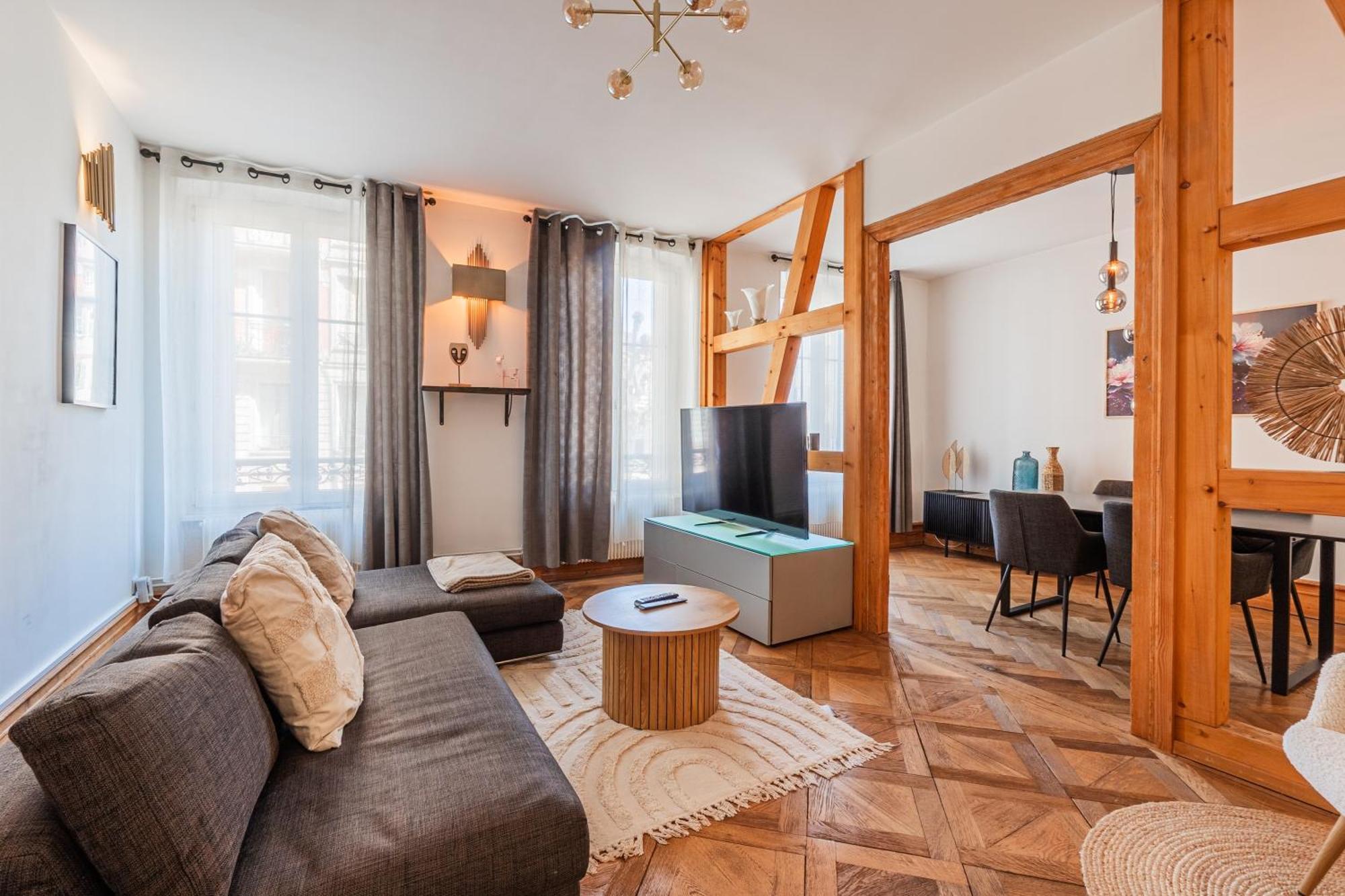 L'Ecrin Strasbourgeois - T3 Avec Grande Terrasse Apartment Luaran gambar