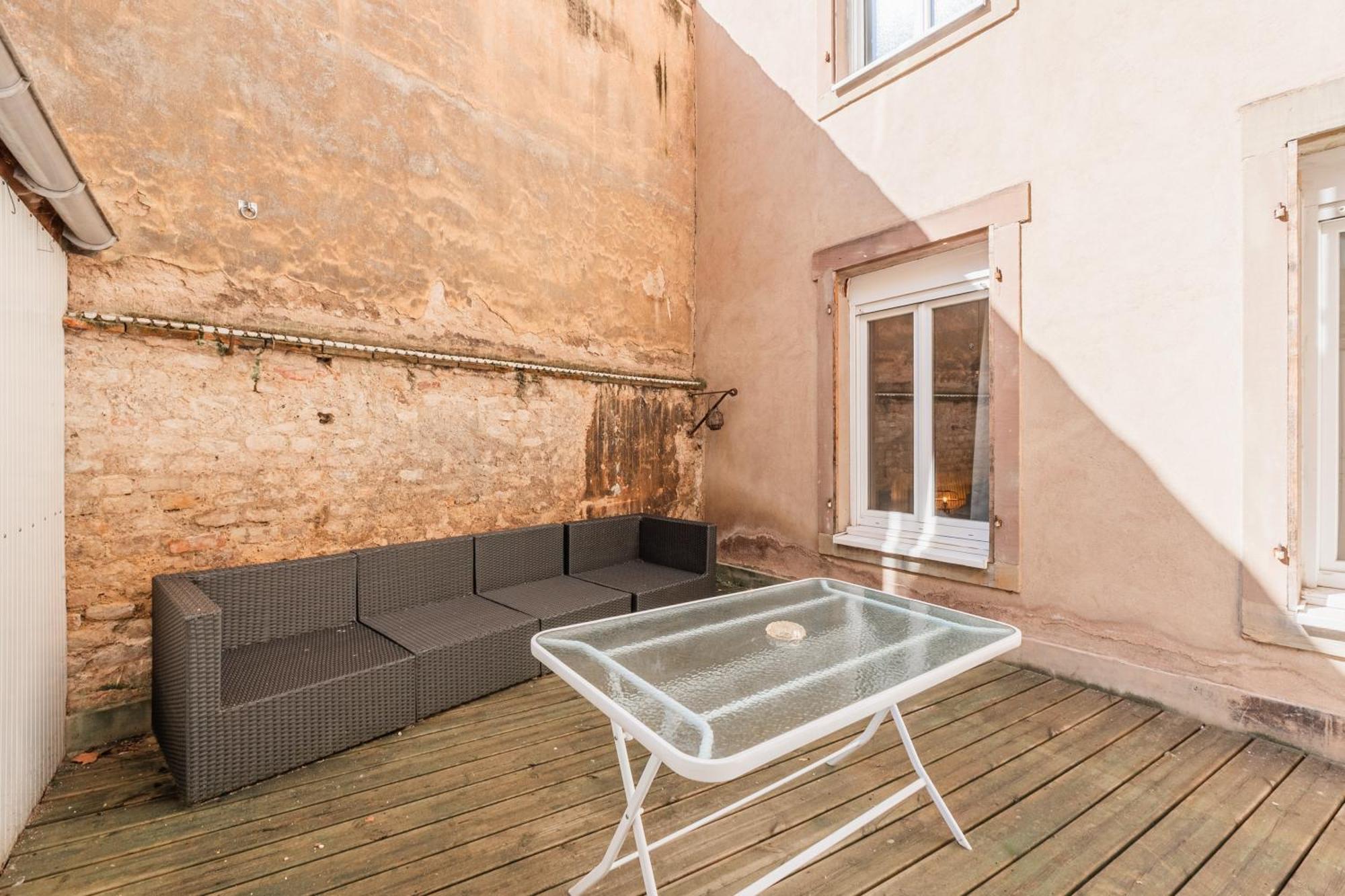 L'Ecrin Strasbourgeois - T3 Avec Grande Terrasse Apartment Luaran gambar